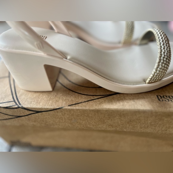Melissa Beige Sandals - Picture 8 of 9